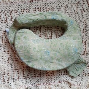 My Brest Friend Deluxe Nursing Pillow Breast Breastfeeding Boppy Feeding Neutral